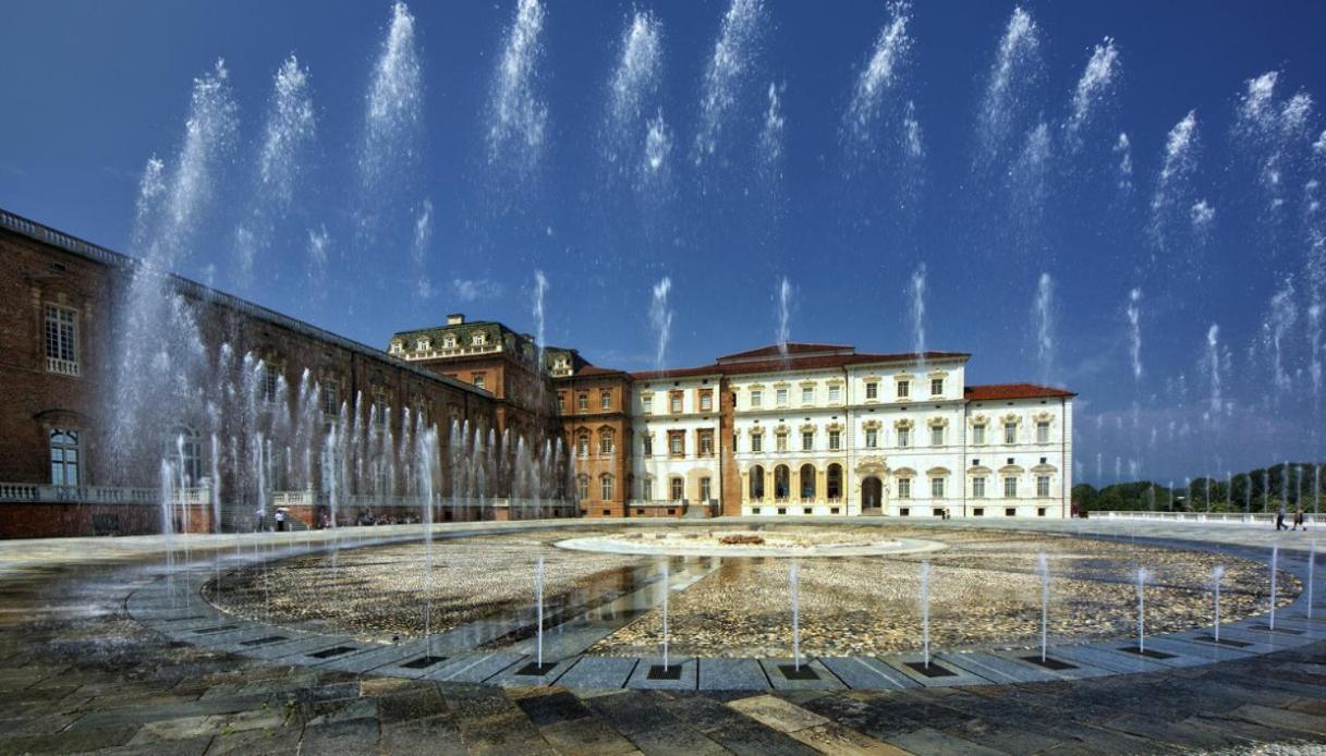 Alle Porte Della Reggia Венария-Реале Экстерьер фото